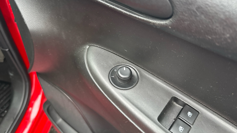 Vauxhall Viva 1.0 SE 5dr [A/C] Petrol Hatchback